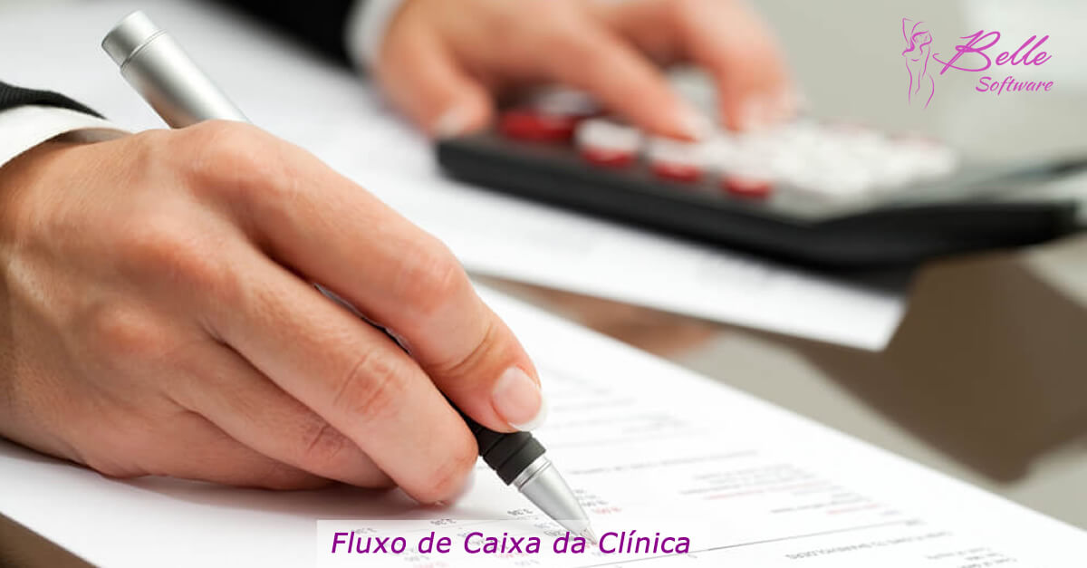 fluxo de caixa da clínica